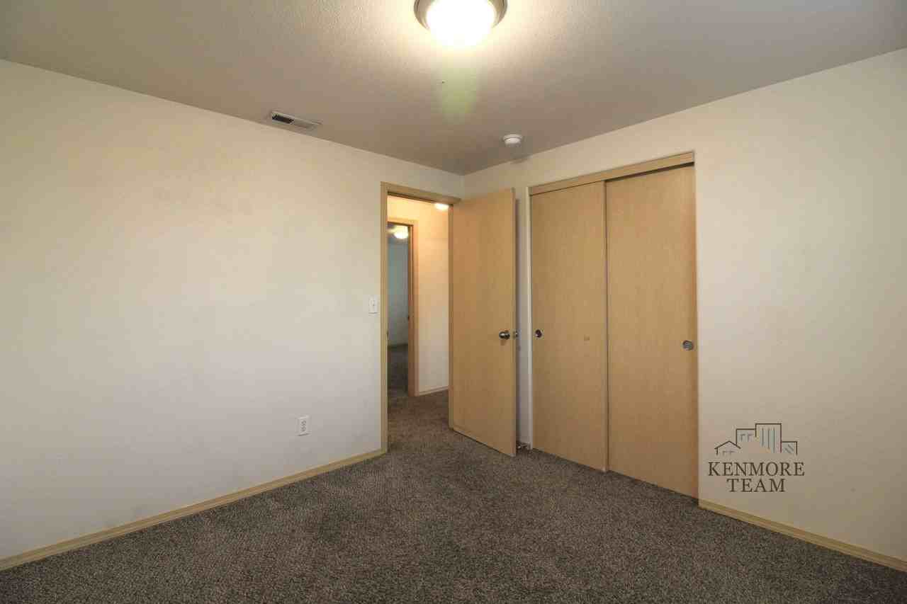 8819 Oliver Dr - Photo 7 of 11
