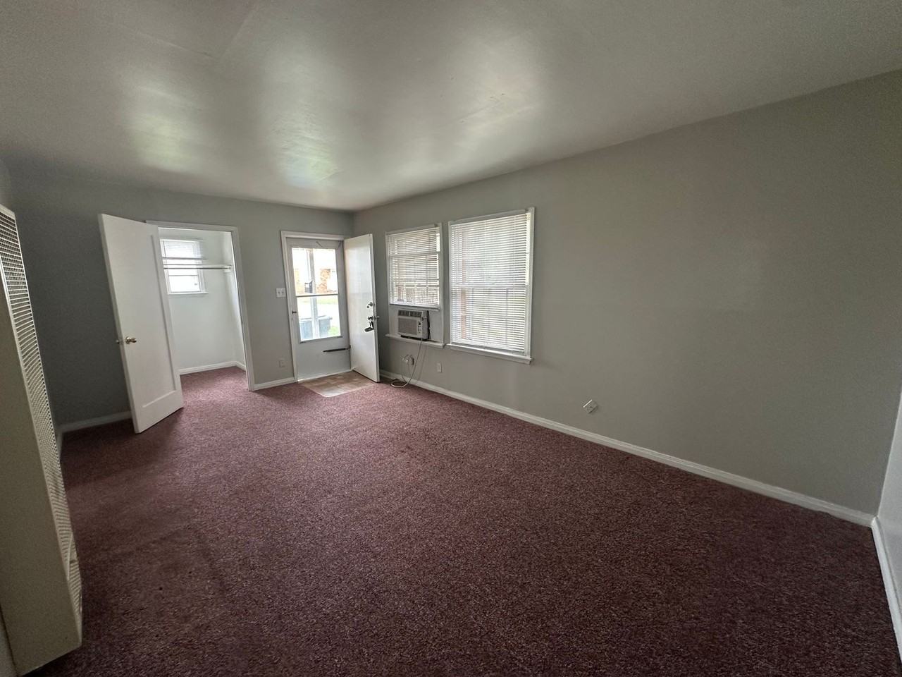 521 E Harmon Dr - Photo 6 of 19