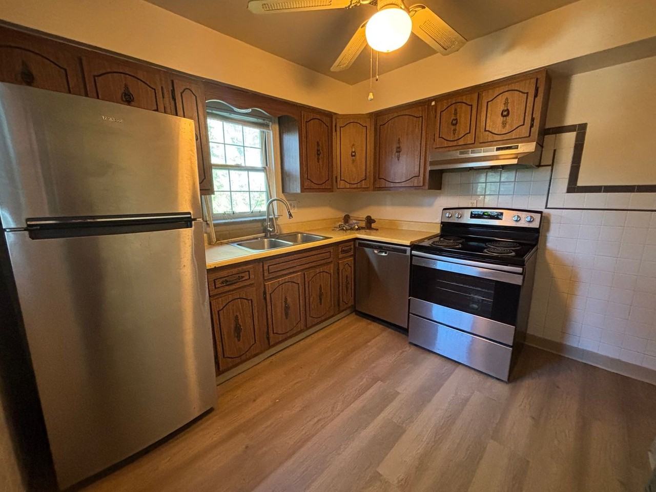3106 Southern Dr - Photo 2 of 13