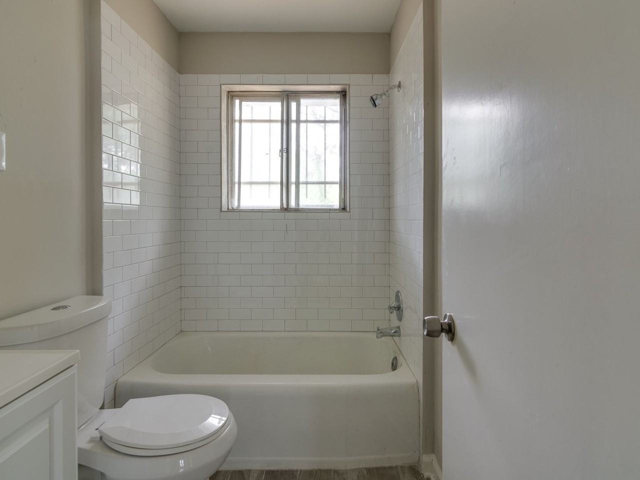 3507 Boeingshire Dr - Photo 7 of 15