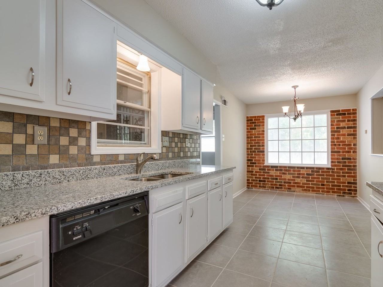 6258 Ridge Manor Dr - Photo 3 of 19