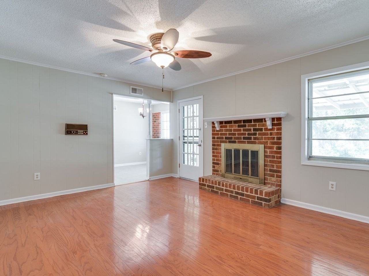 6258 Ridge Manor Dr - Photo 6 of 19