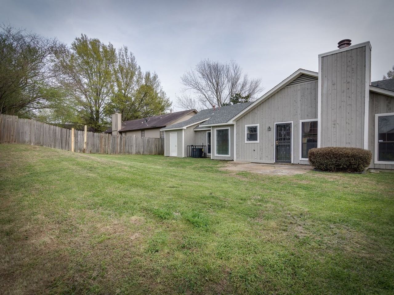 6562 Lake Valley Dr - Photo 4 of 19