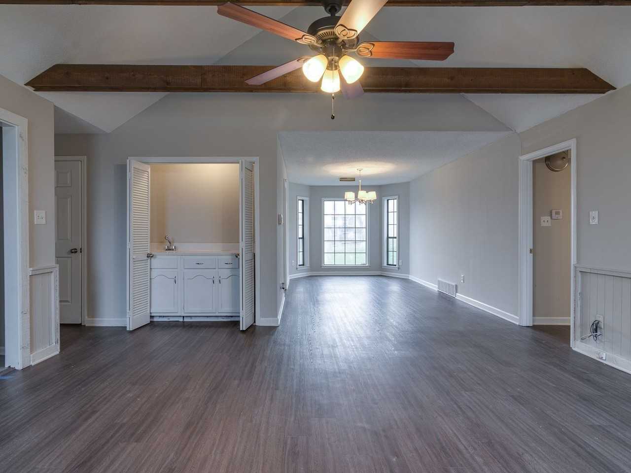 6562 Lake Valley Dr - Photo 6 of 19