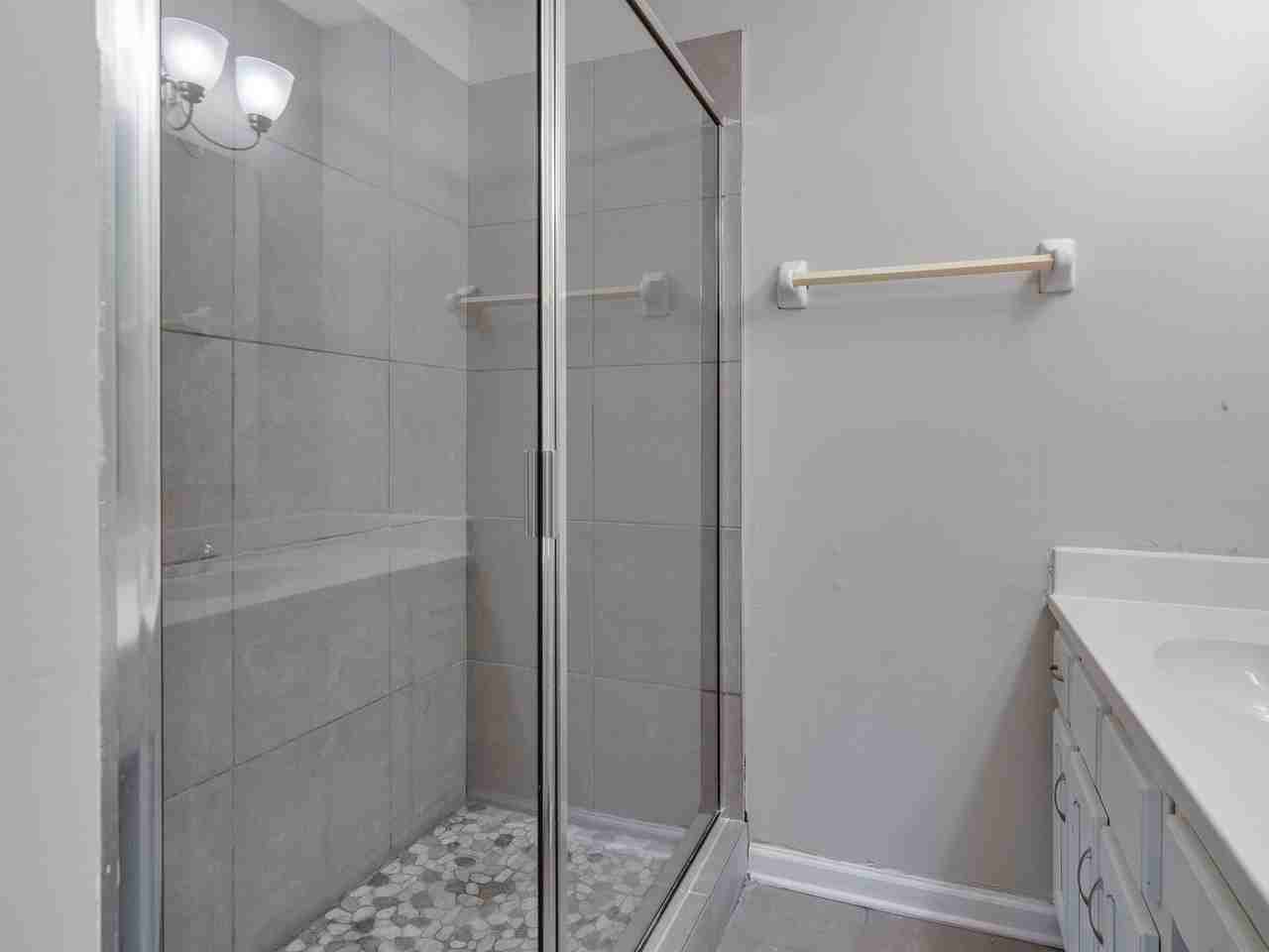 6562 Lake Valley Dr - Photo 7 of 19