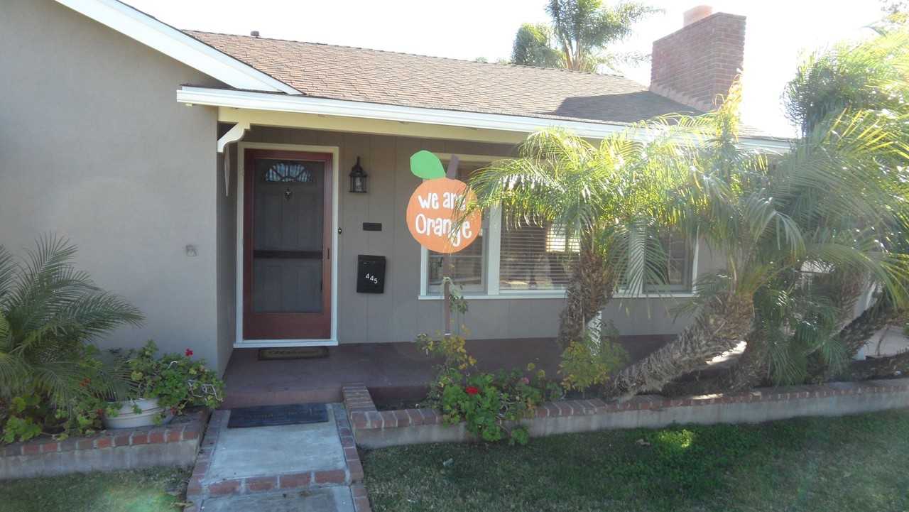 445 N Pine St - Photo 3 of 35