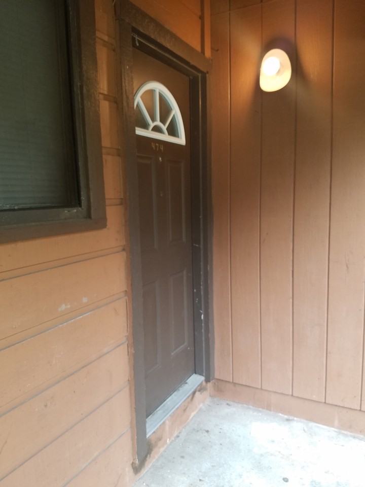 474 Newport Dr - Photo 5 of 13