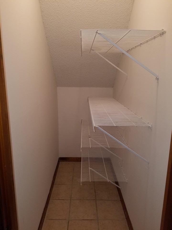 474 Newport Dr - Photo 7 of 13