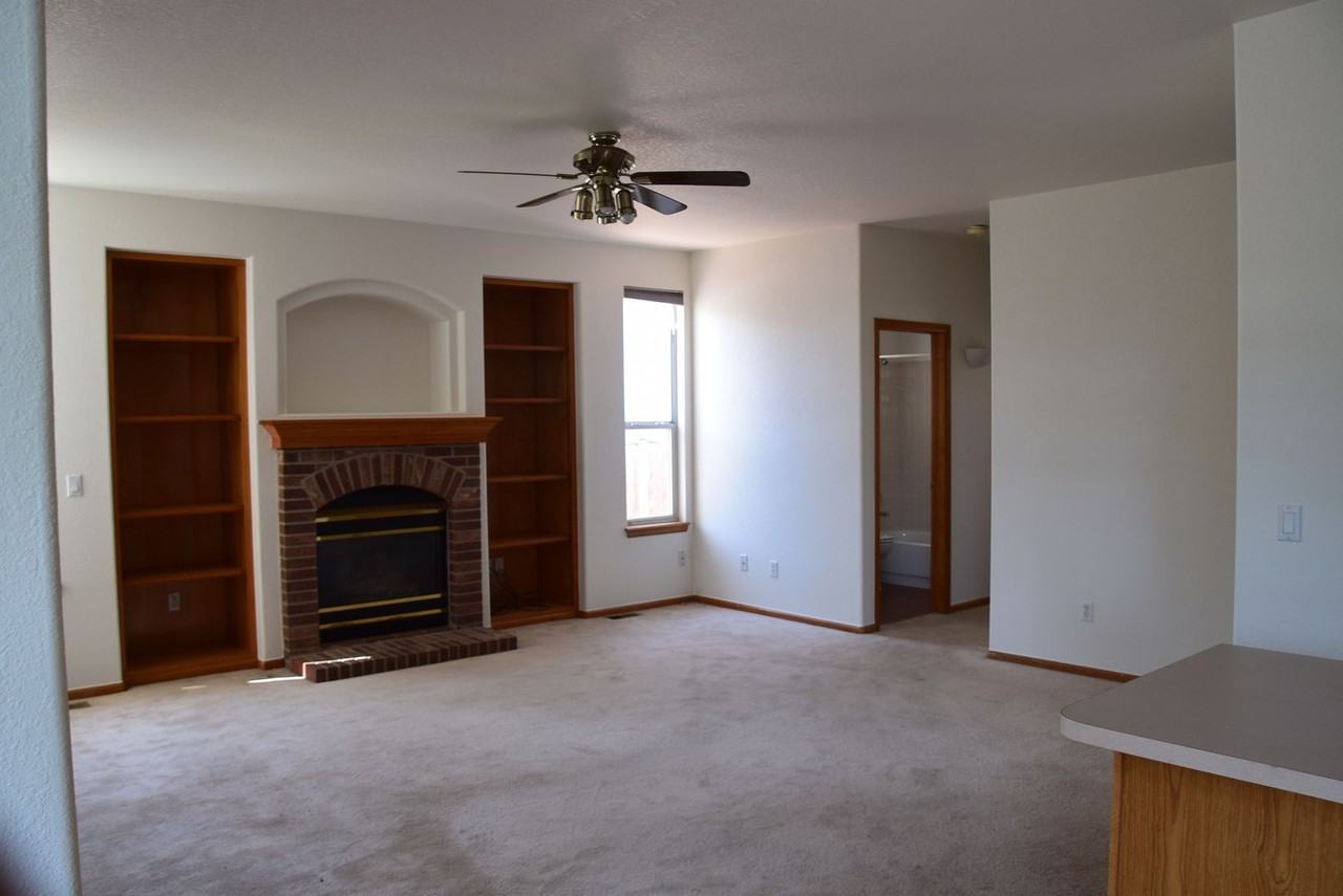 9086 W Chatfield Dr - Photo 7 of 22
