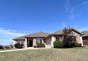 featured image of 617 Applewood St