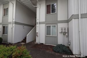featured image of 973 E Jefferson St