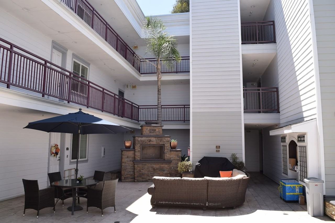 Bel Air Vista - Photo 3 of 8