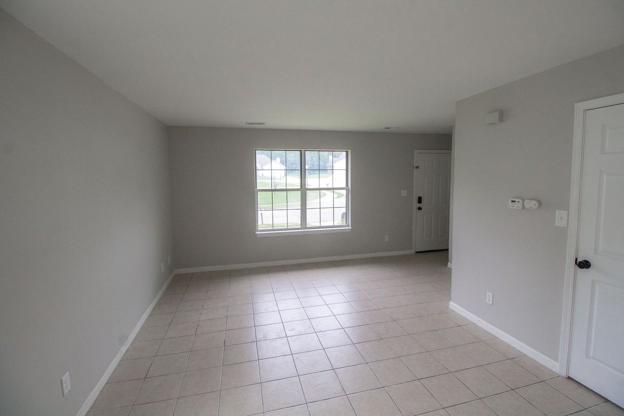 1509 Olympic Blvd - Photo 5 of 26