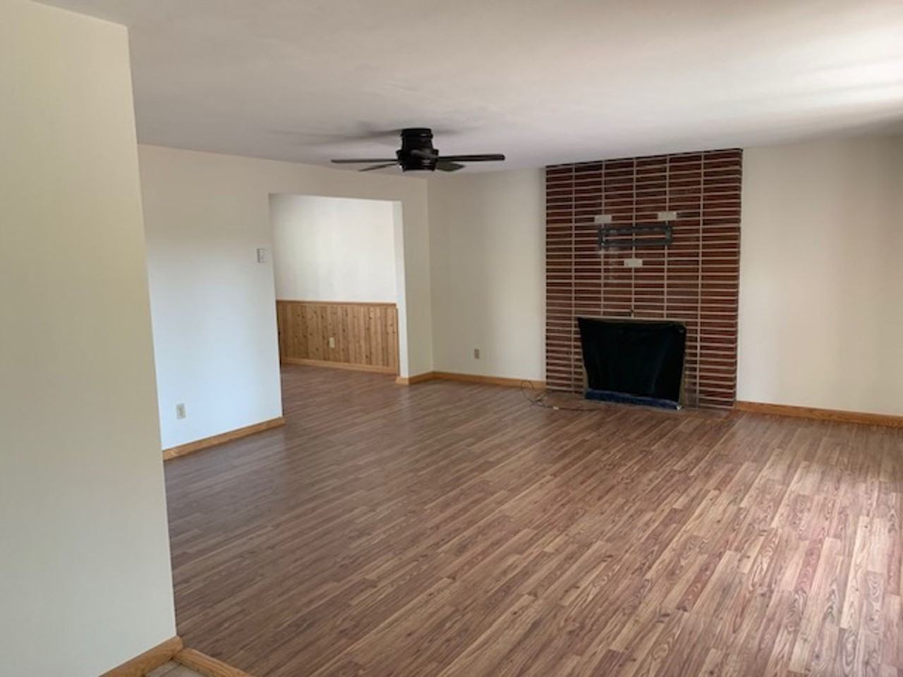 108 Dell St - Photo 3 of 15