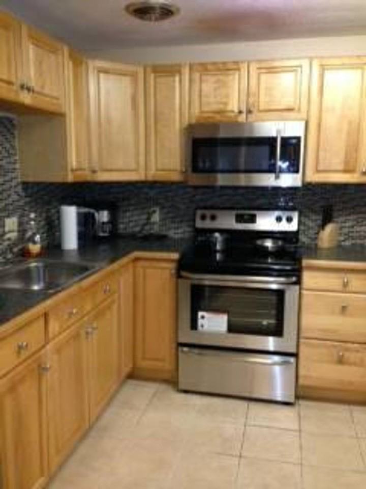 200 Kent St - Photo 4 of 7