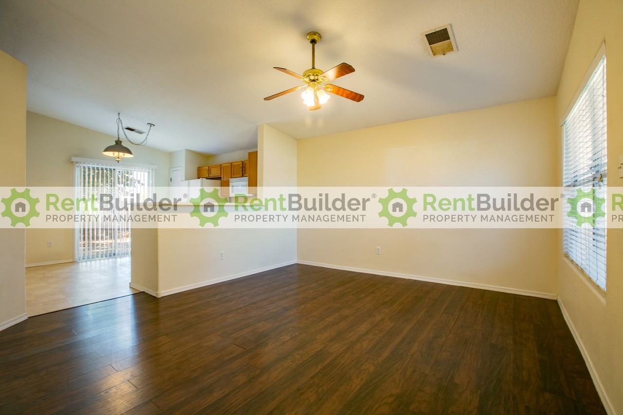 5106 Park Ridge Rd Nw - Photo 2 of 21
