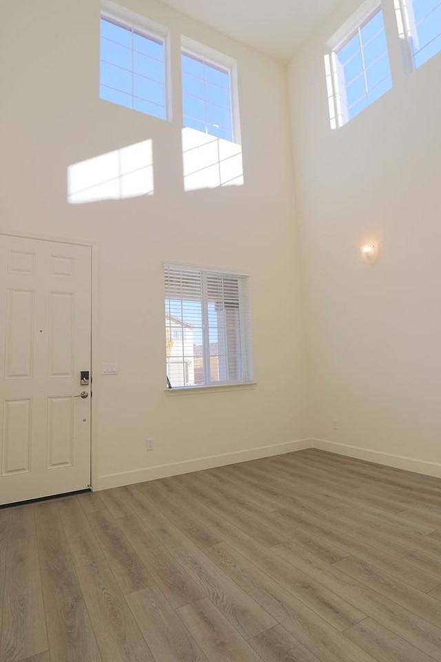 6735 Lunar Descent Dr - Photo 3 of 23