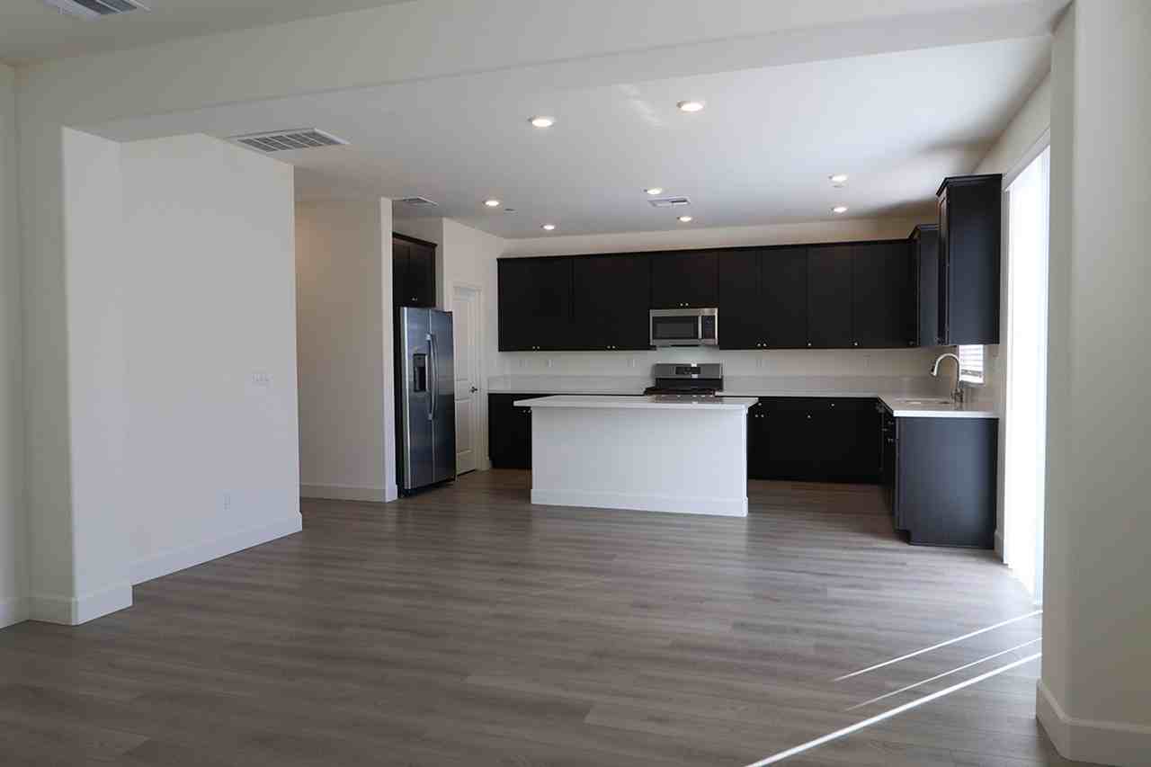 6735 Lunar Descent Dr - Photo 6 of 23