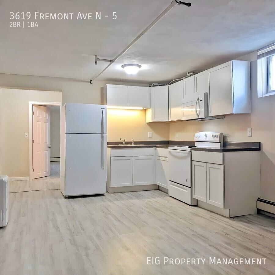 Fremont 3619 - Photo 2 of 13