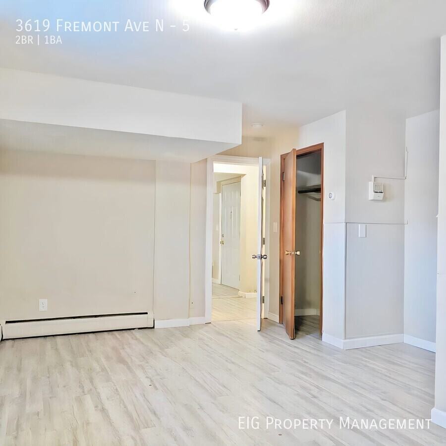 Fremont 3619 - Photo 4 of 13