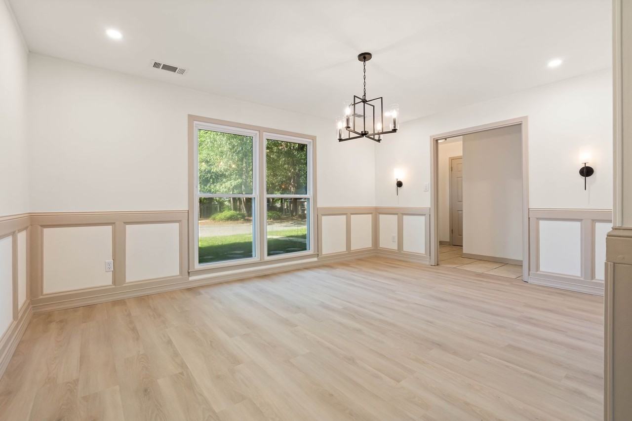 167 Rolling Hill Dr - Photo 2 of 20
