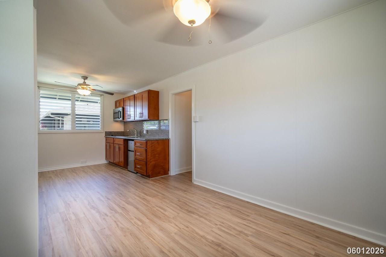 611 Kaiemi St - Photo 4 of 15