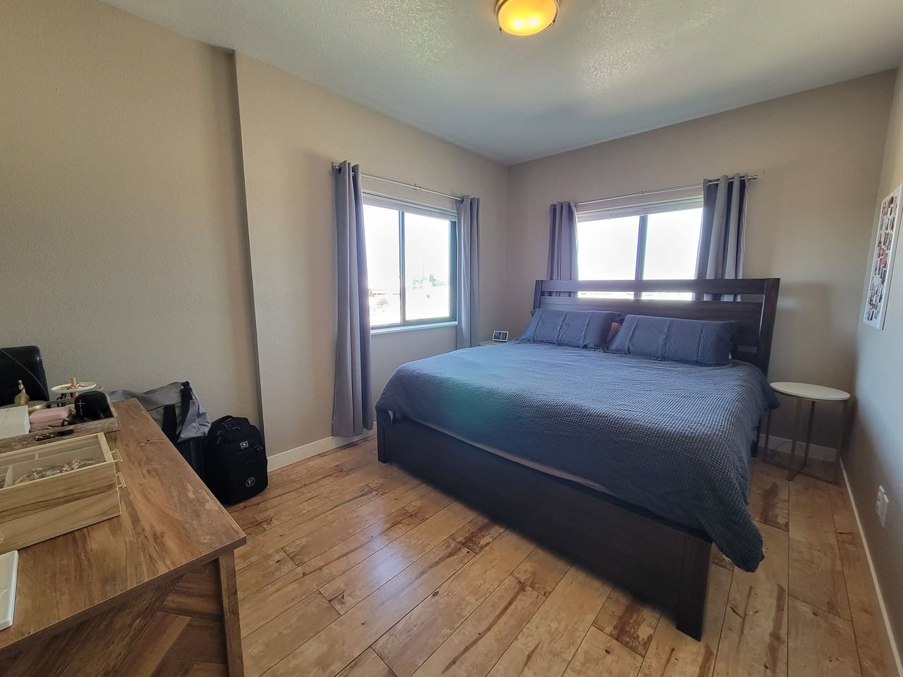 221 E 5th St - Photo 6 of 29
