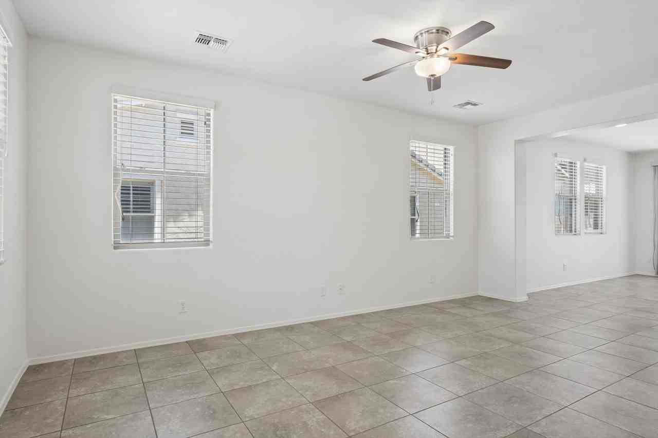 5654 E Butte St - Photo 5 of 27