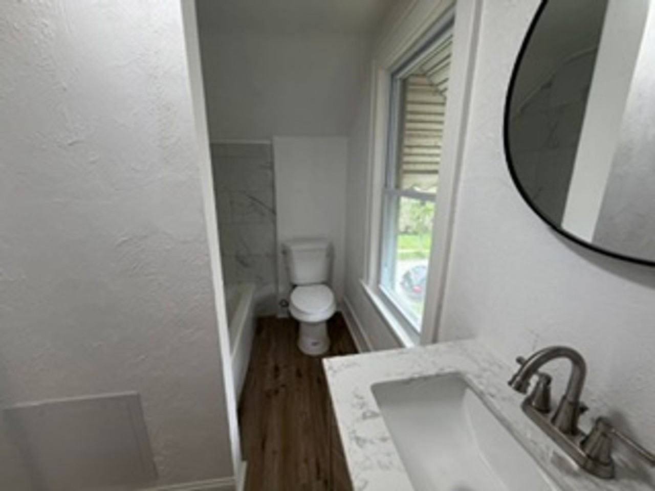 875 Harrison Ave - Photo 7 of 18
