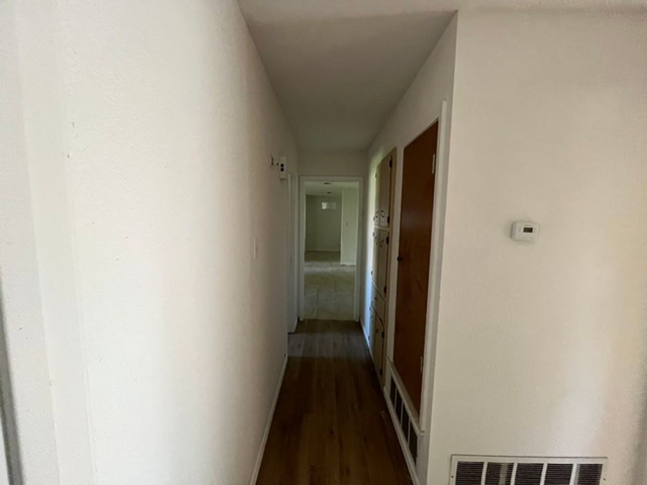 1700 Standridge St - Photo 4 of 10
