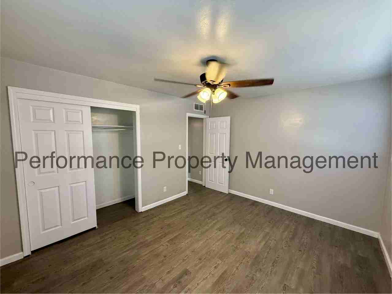625 A St - Photo 6 of 12