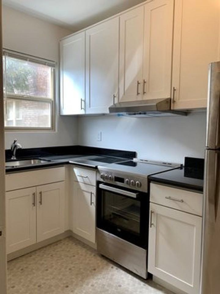 Campus Apartments - Photo 3 of 17
