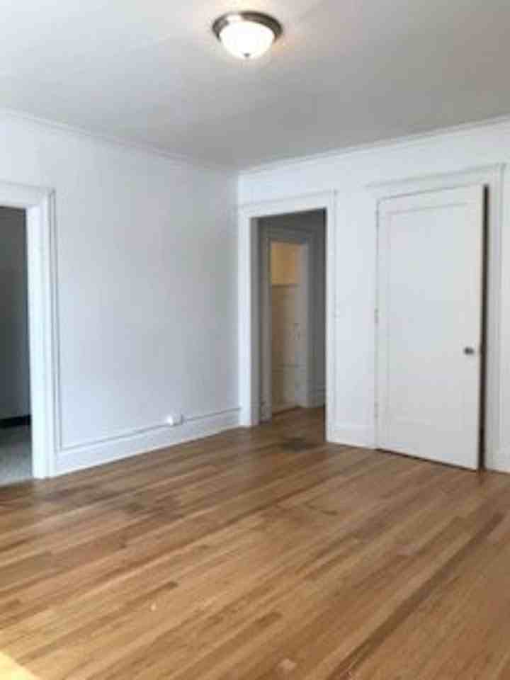 Campus Apartments - Photo 4 of 17