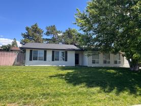 5303 N Sky Vista Ave - Photo 1 of 1