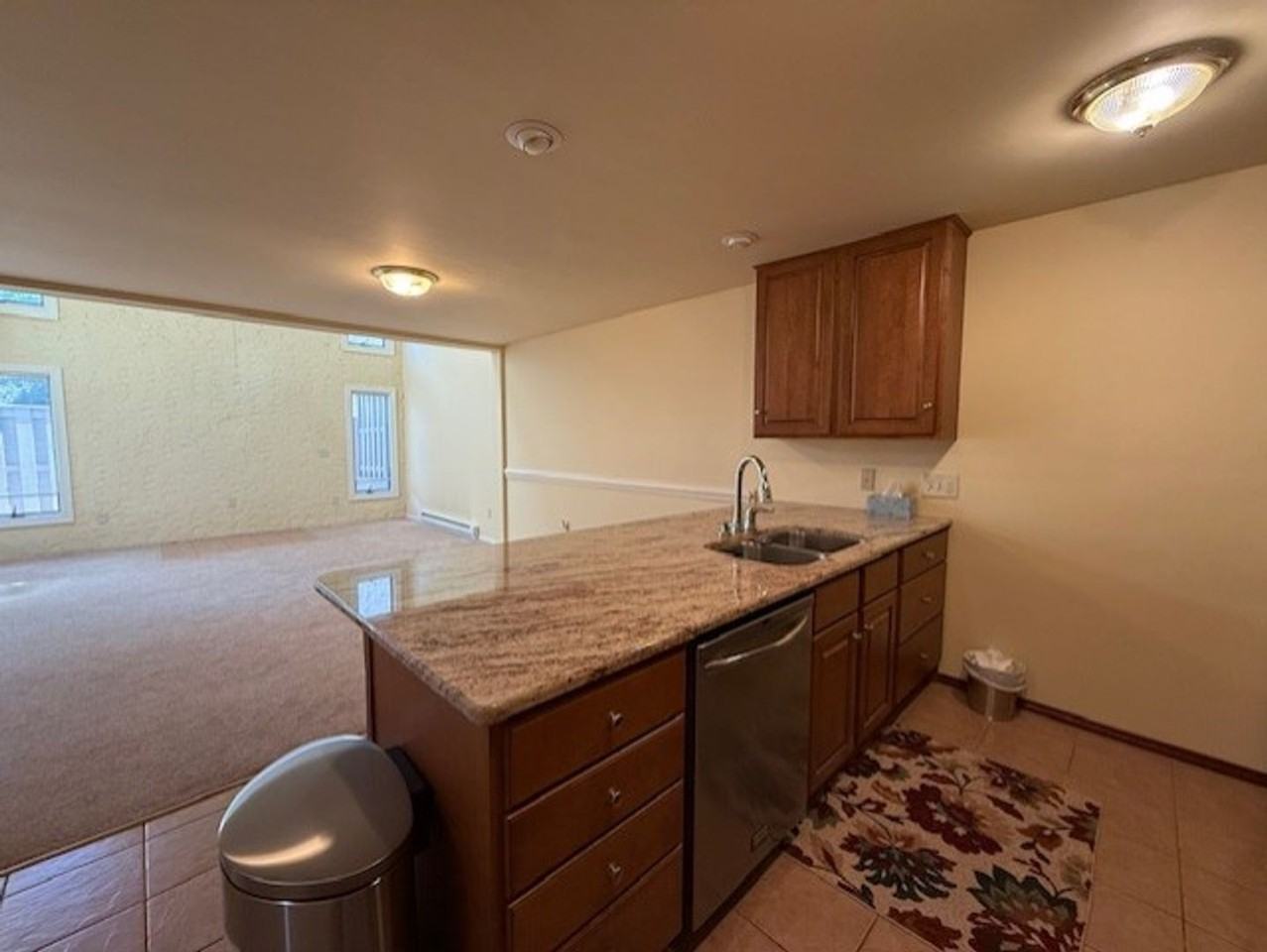 848 W Aaron Dr - Photo 2 of 11