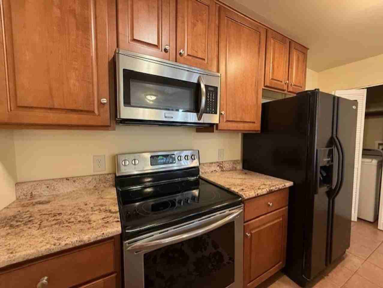 848 W Aaron Dr - Photo 3 of 11