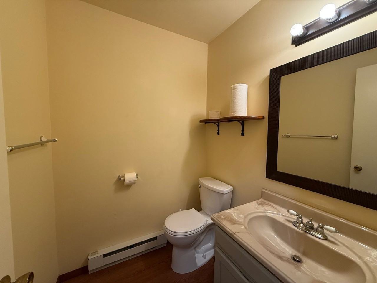 848 W Aaron Dr - Photo 6 of 11