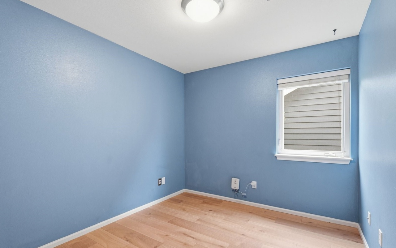 2116 California Ave Sw - Photo 7 of 11