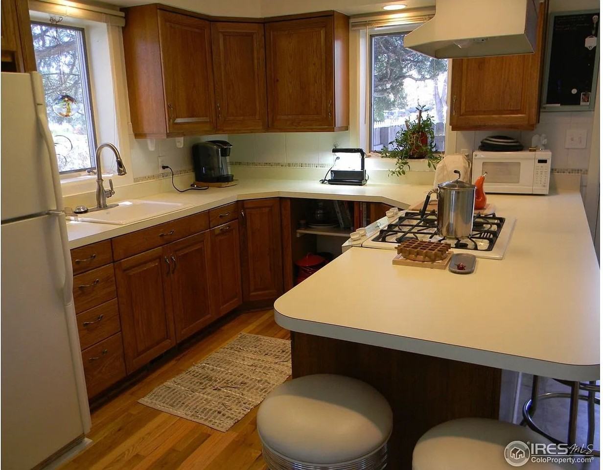 1438 W Oak St - Photo 5 of 11