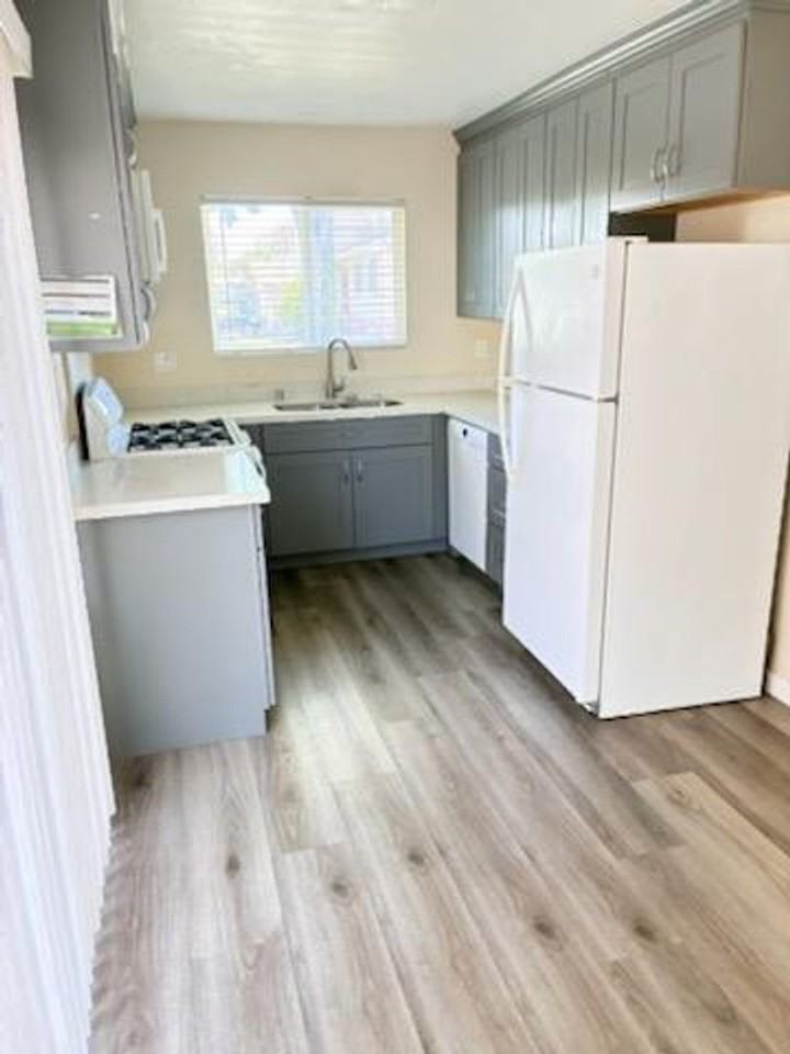 451 Carneros Ave #B - Photo 5 of 10