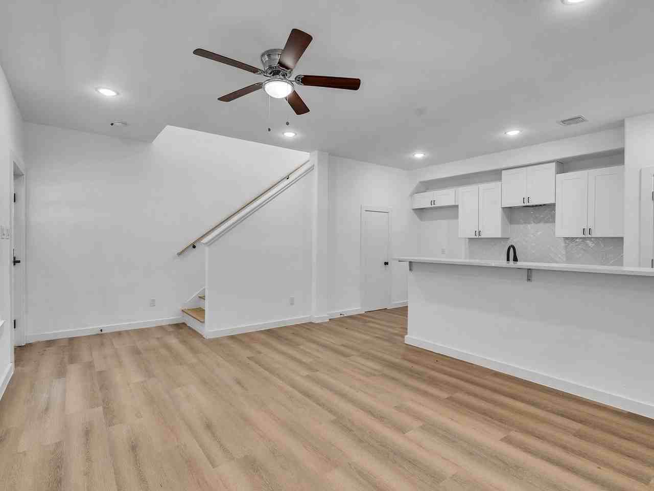 8629 Homewood Ln #A - Photo 4 of 20