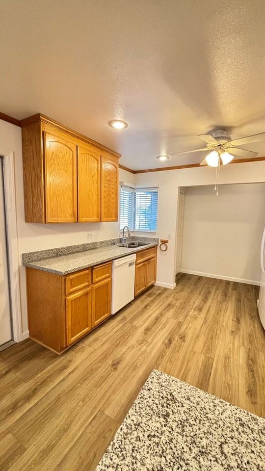 137 Argonaut St - Photo 7 of 20