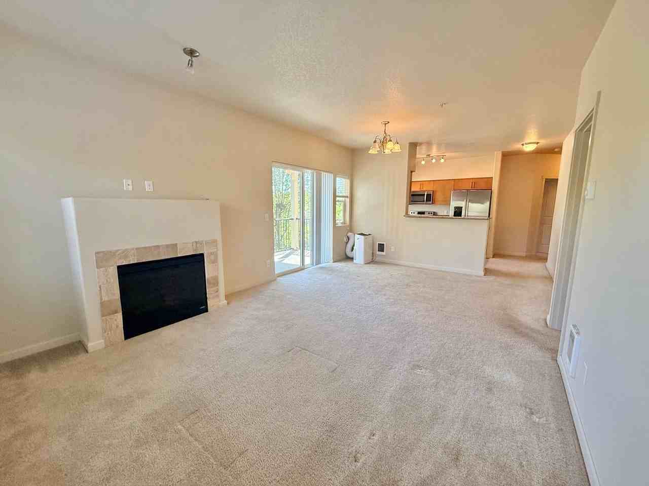 10834 Ne Holly St - Photo 4 of 24