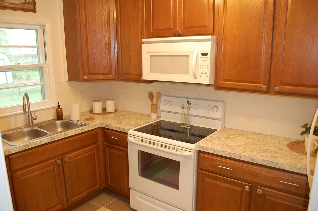 368 S 47th St - Photo 5 of 18