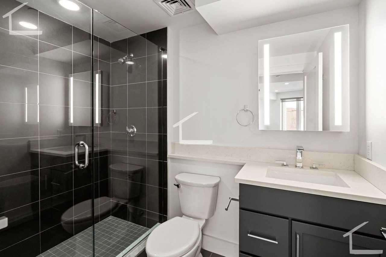 446 Hichborn St #2 - Photo 5 of 23