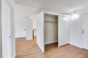 featured image of 4350 Kirkham St