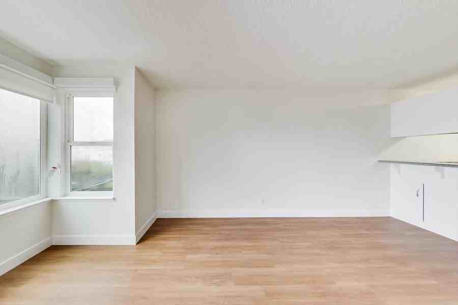4350 Kirkham Street - Photo 3 of 19