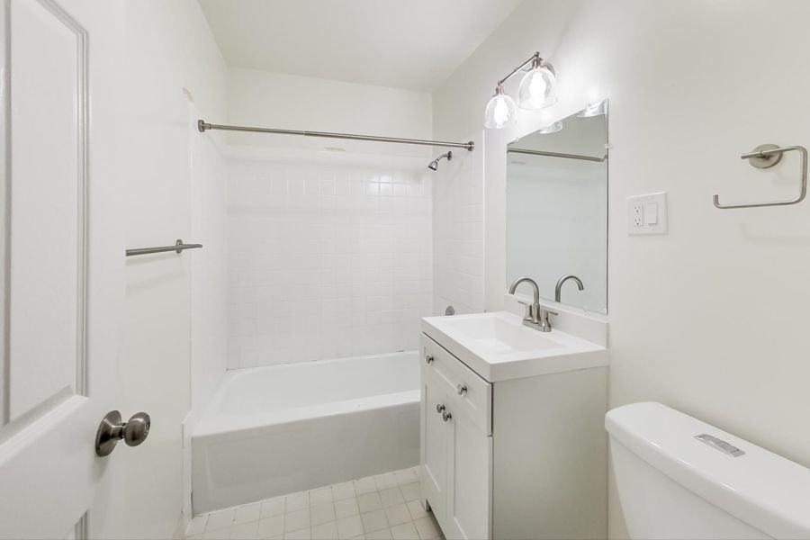4350 Kirkham Street - Photo 4 of 19