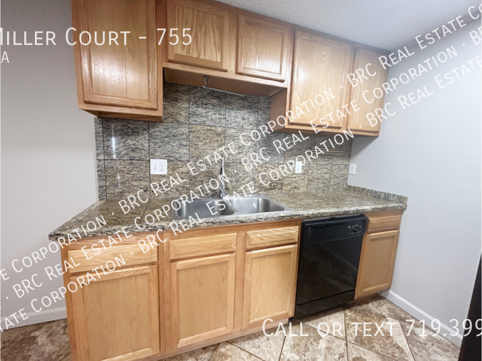 Boardwalk Apartments - Photo 6 of 18
