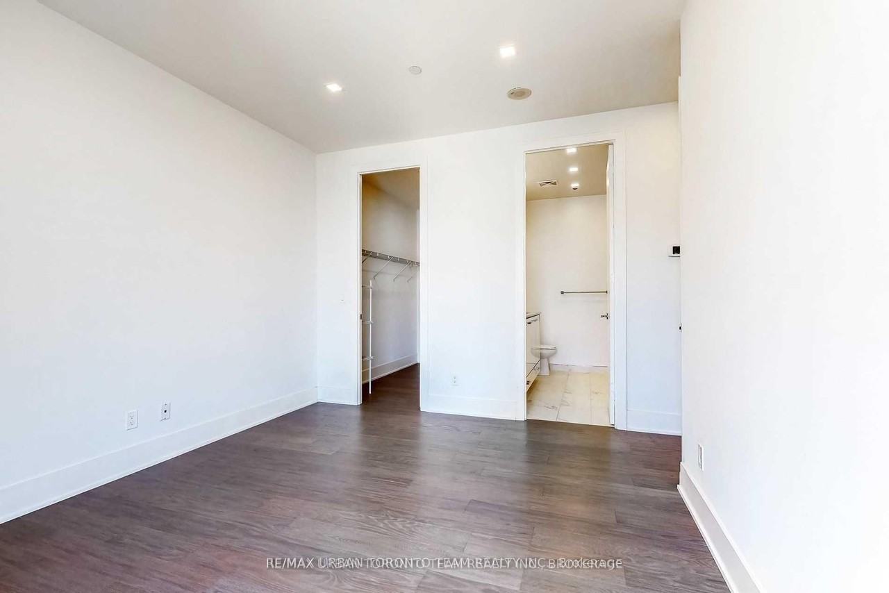 435 Richmond Street West - Photo 6 of 16